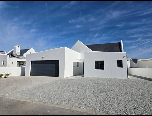 3 BEDROOM HOUSE FOR SALE IN BRITANNIA BAY